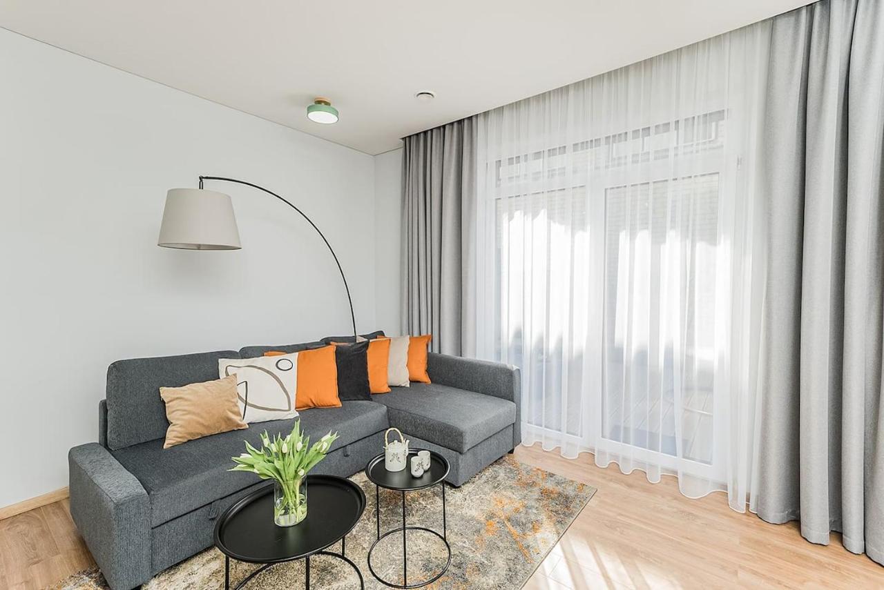 Lovely Apartment With Private Terrace By Urban Rent Kaunas Exteriér fotografie