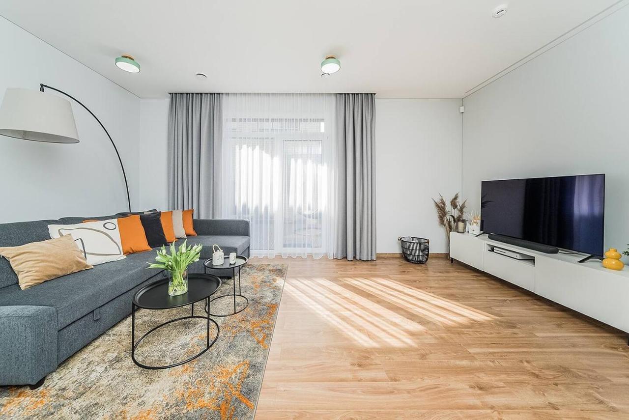 Lovely Apartment With Private Terrace By Urban Rent Kaunas Exteriér fotografie