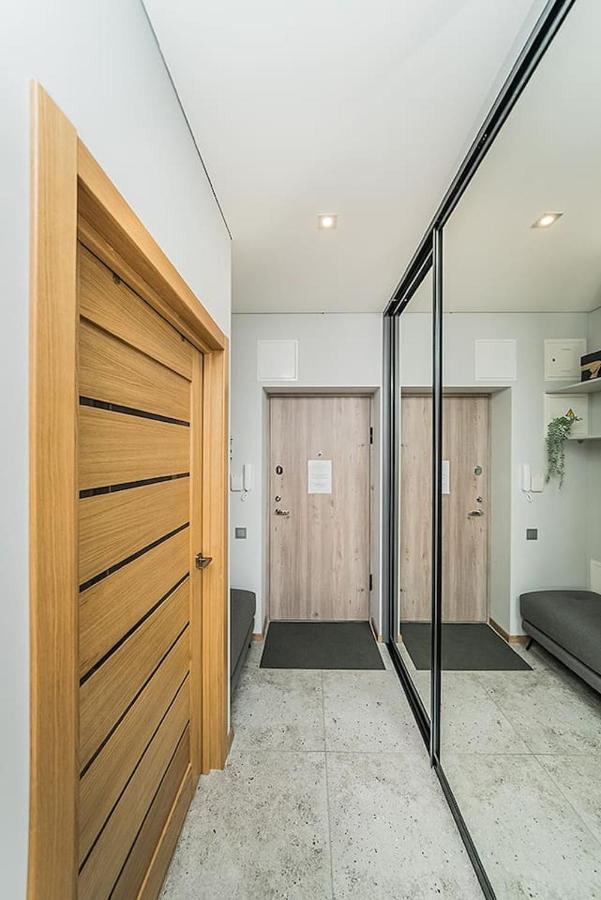 Lovely Apartment With Private Terrace By Urban Rent Kaunas Exteriér fotografie