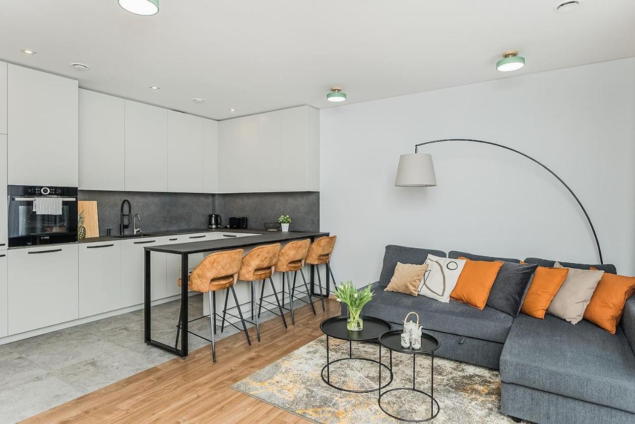 Lovely Apartment With Private Terrace By Urban Rent Kaunas Exteriér fotografie